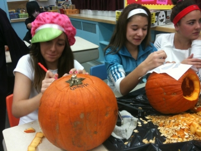 St. Anne Angel’s “Carve” Into Their Curriculum