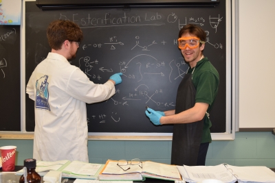 Recreating the smell of fruits in Chemistry