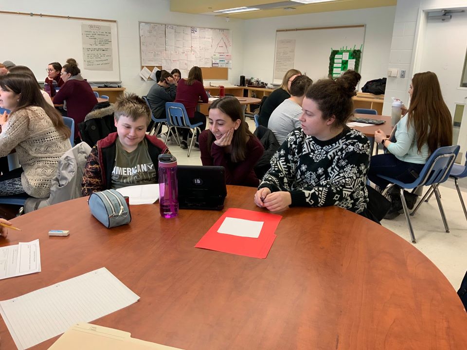 Laurentian students speak with a Pius XII Student