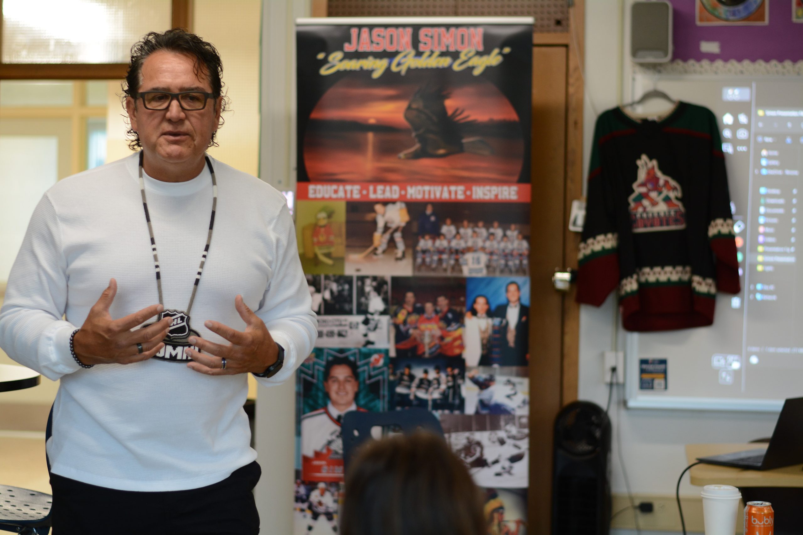 Inspiring Resilience: Former NHL Hockey Player Jason Simon Connects with Sudbury Catholic Youth